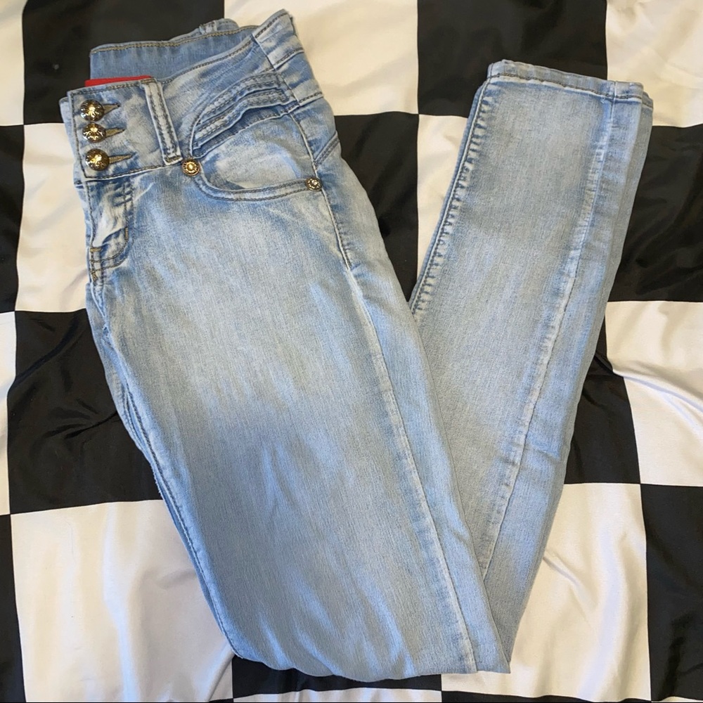 Skinny jeans